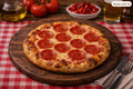 Pizza personal mozzarella y pepperoni